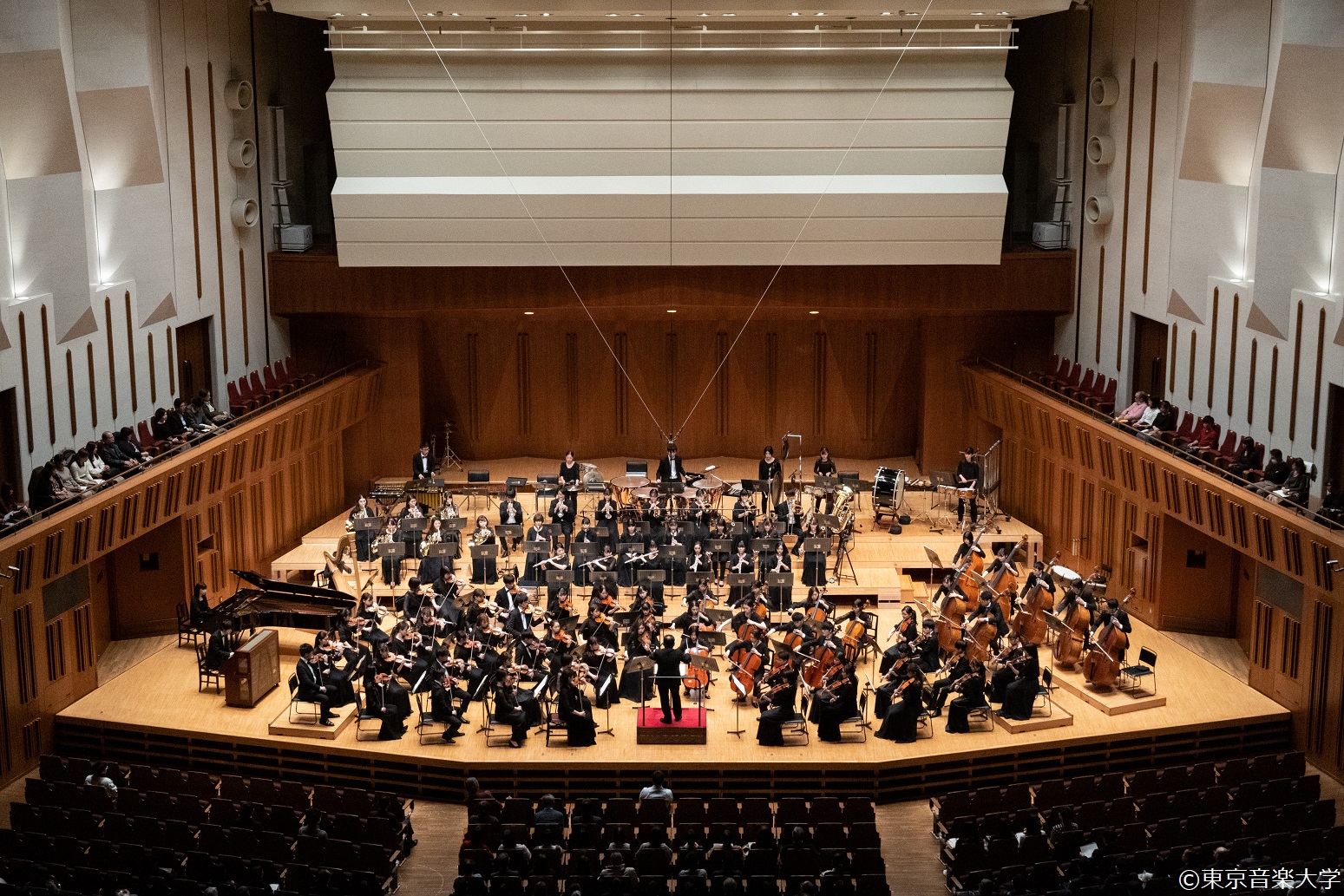 東京音楽大学シンフォニーオーケストラ定期演奏会のレポートを掲載しました