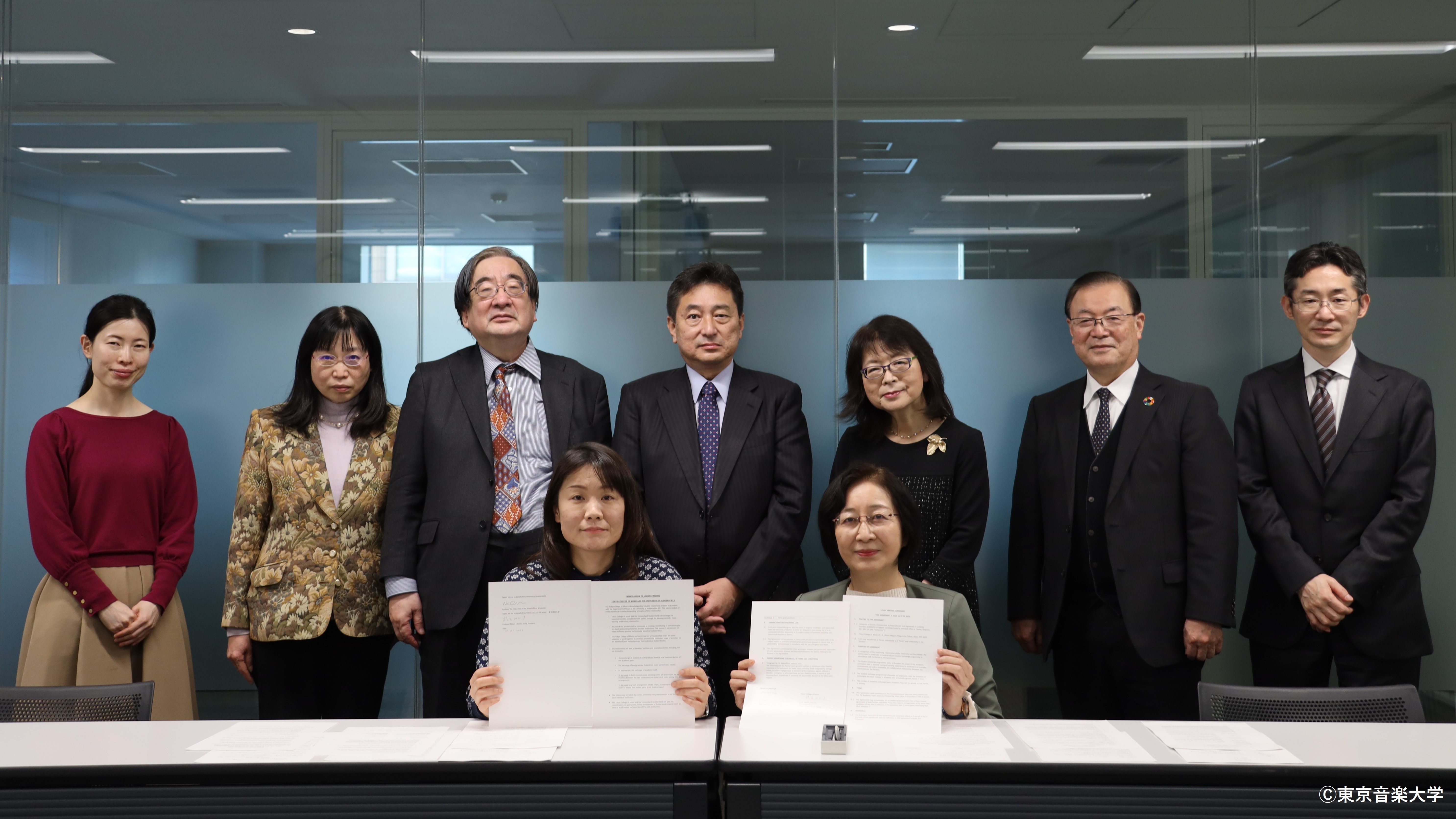 東京音楽大学、英国サセックス大学との海外留学協定、および、ハダースフィールド大学と大学間における学術交流協定の調印式が行われました