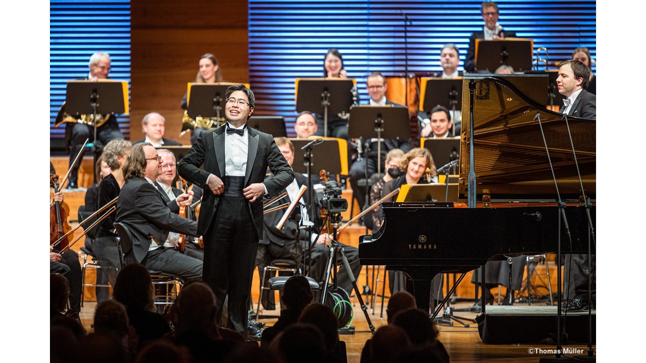 「第10回フランツ・リスト国際ピアノコンクール」で嘉屋翔太さん(学部3年 ピアノ演奏家コース エクセレンス)が最高位に入賞しました