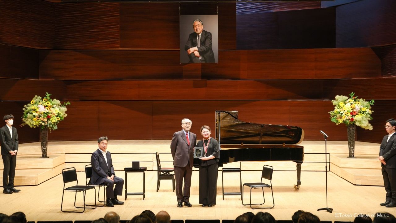 「野島賞」第3回授与式（受賞者：前田 妃奈さん）が7月1日に行われました